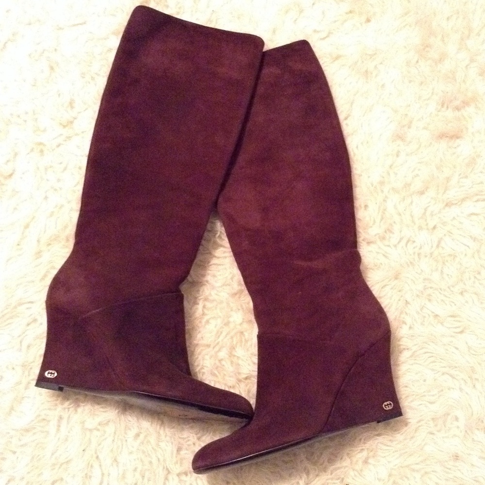 Gucci chocolate brown suede boots! Mint condition